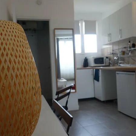 Apartment Charmant Studio Refait A Neuf Ideal Pour Une Ou Deux Personnes