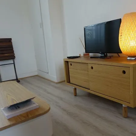 Apartment Charmant Studio Refait A Neuf Ideal Pour Une Ou Deux Personnes